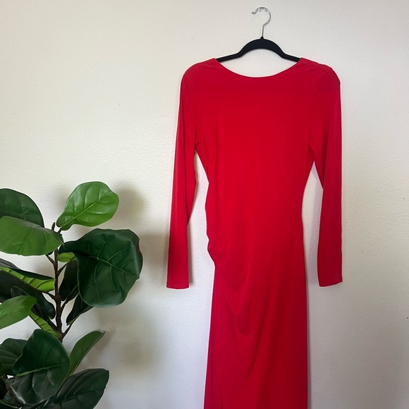 Venus Red Long Sleeve Dress - Picture 4 of 6
